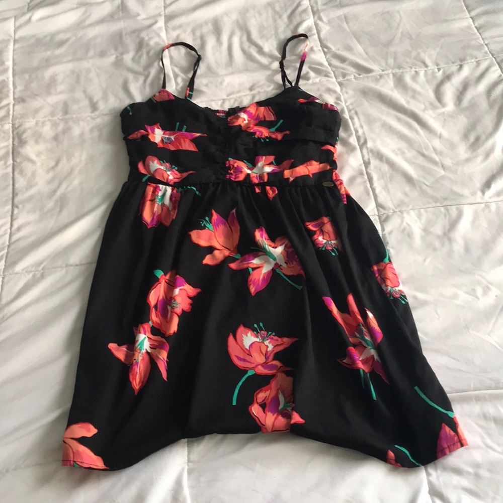Roxy LARGE flow short dress NEVER WORN